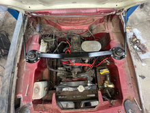Load image into Gallery viewer, Strut Brace Bonnet Ram Kit (Mk2/3 Capri with Pinto Engine only)