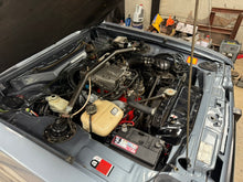 Load image into Gallery viewer, Ford Capri 2.8 Strut Brace Bonnet Ram Kit