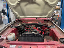 Load image into Gallery viewer, Strut Brace Bonnet Ram Kit (Mk2/3 Capri with Pinto Engine only)