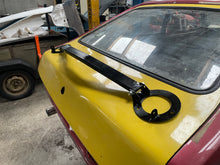 Load image into Gallery viewer, Strut Brace Bonnet Ram Kit (Mk2/3 Capri with Pinto Engine only)
