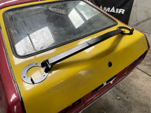 Load image into Gallery viewer, Strut Brace Bonnet Ram Kit (Mk2/3 Capri with Pinto Engine only)